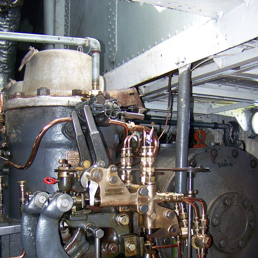 engine transmission repair mechanic
